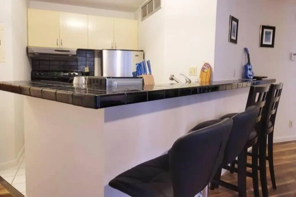 Condotel With Free Parking Wifi Central Ac By Stayhawaii Honolulu Apartment