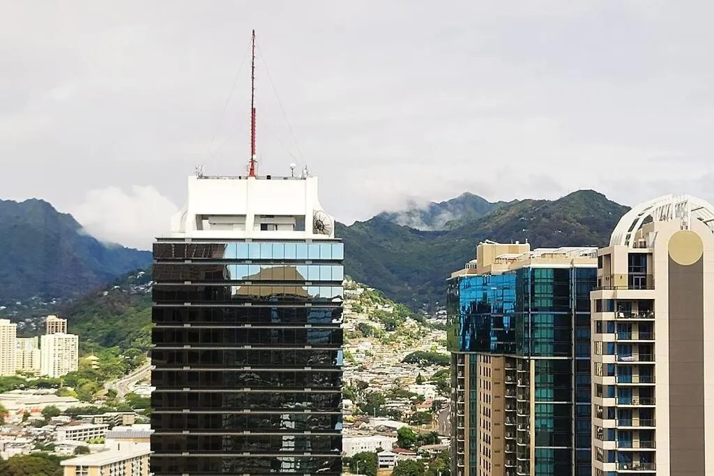 Condotel With Free Parking Wifi Central Ac By Stayhawaii ホノルル 米国